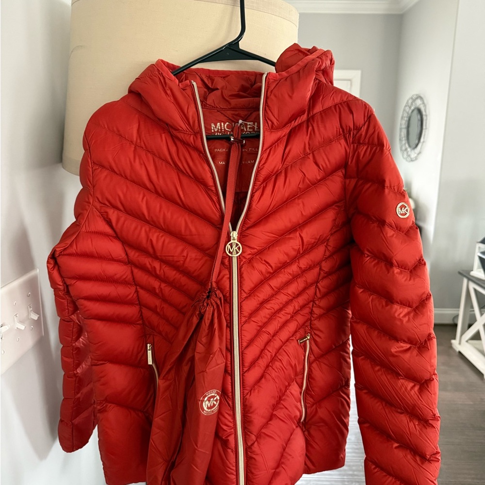 Michael Kors Red Puffer Jacket with Hood and Chevron Quilting